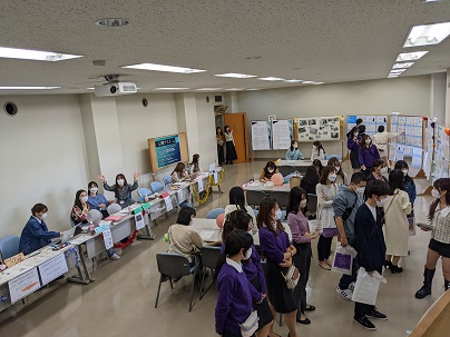 「社会調査実習１」発表の様子